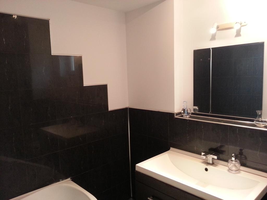 Apartment 3 Rooms Elegant Бухарест Экстерьер фото