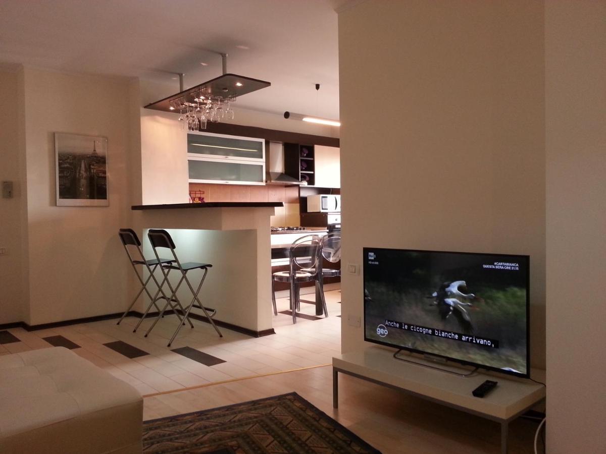 Apartment 3 Rooms Elegant Бухарест Экстерьер фото